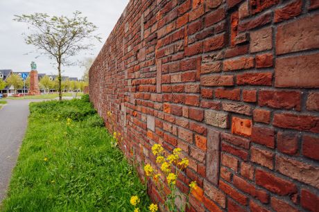 Kleiwaren muur